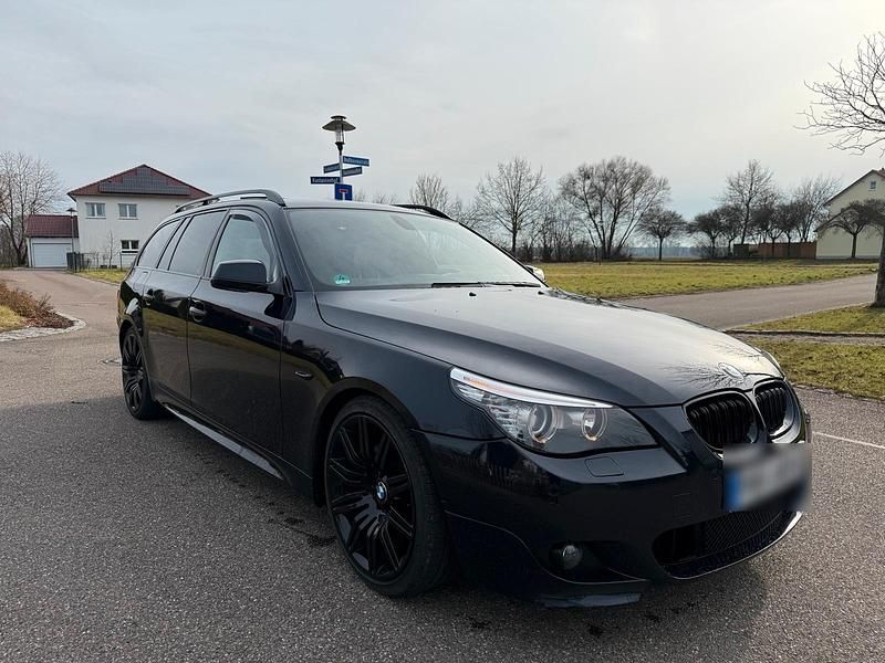 Gebraucht BMW 520 M Sport 177 PS (130 kW) 2010 Blau Kombi