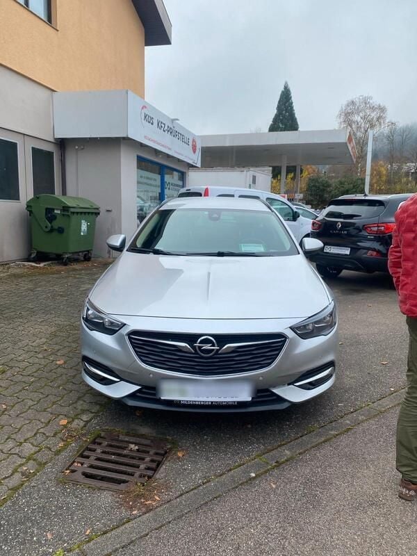 Silber Gebraucht 2018 Opel Insignia Kombi | 15.000 € (Fairer Preis) - Bild 1/4