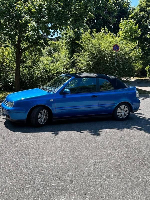 Blau Gebraucht 1999 VW Golf Cabriolet Cabrio | 1.400 € (Superpreis) - Bild 1/4