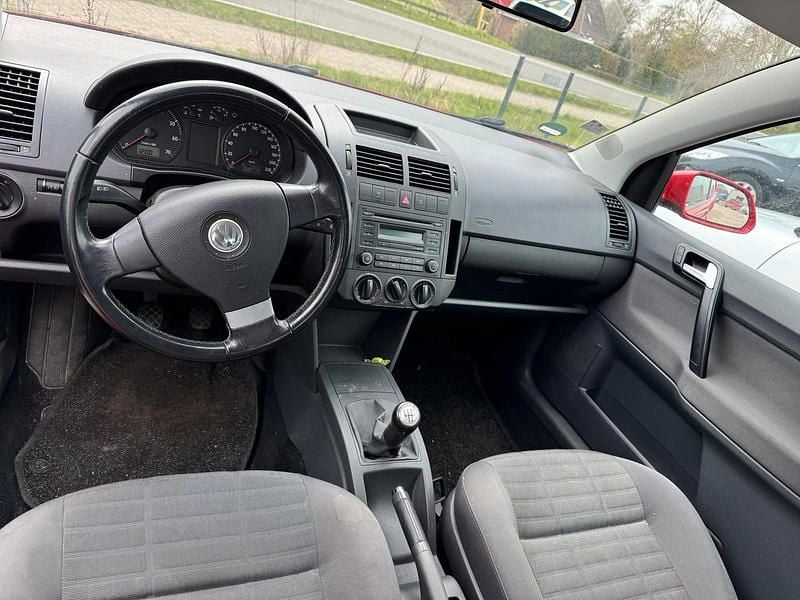 Gebraucht VW Polo 80 PS (58 kW) 2006 Rot Kleinwagen
