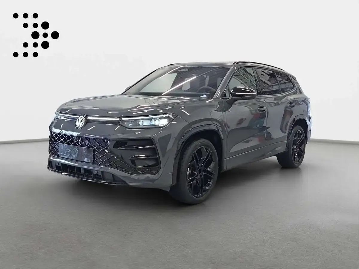 Neu VW Tayron R-line 177 PS (130 kW) 2026 Grenadillschwarz metallic SUV