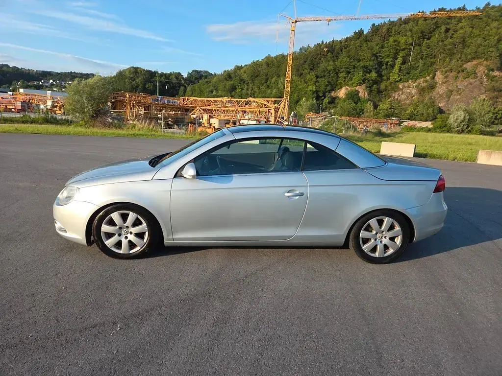 Gebraucht VW Eos 250 PS (183 kW) 2008 Silber Cabrio