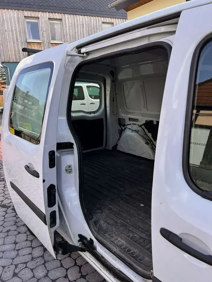 Gebraucht Renault Kangoo 95 PS (69 kW) 2020 Van / Kleinbus