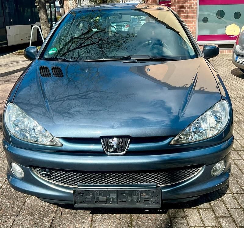 Gebraucht Peugeot 206 80 PS (58 kW) 2007 Grau Kleinwagen