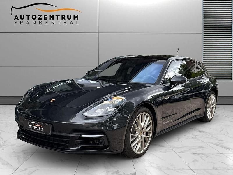 Grau Gebraucht 2020 Porsche Panamera S E-Hybrid Sport Turismo Limousine | 67.990 € (Superpreis) - Bild 1/4