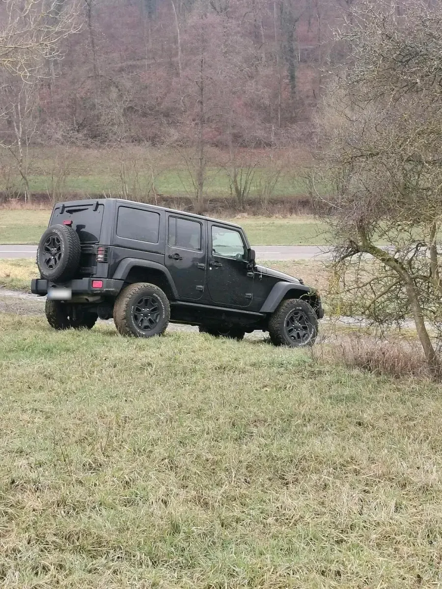 Gebraucht Jeep Wrangler 200 PS (147 kW) 2013 Schwarz SUV