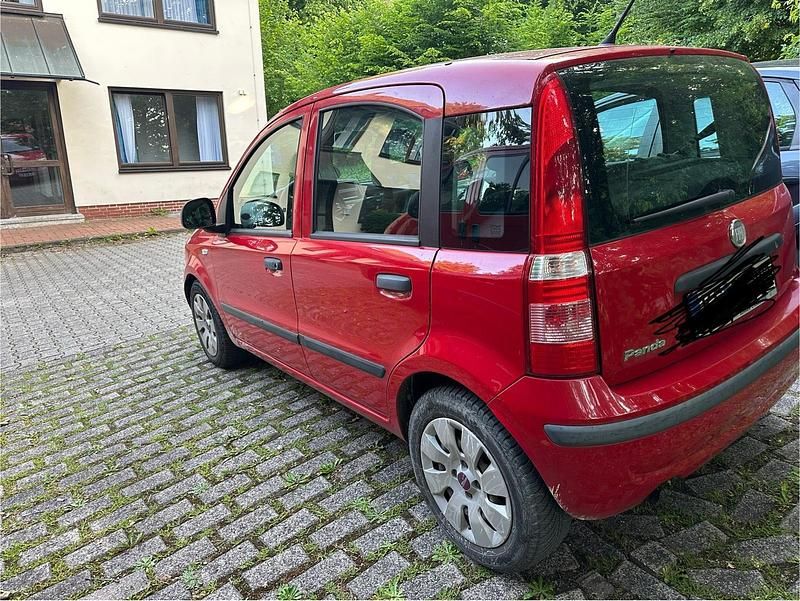 Rot Gebraucht 2012 Fiat Panda Kleinwagen | 2.500 € (Guter Preis) - Bild 1/4