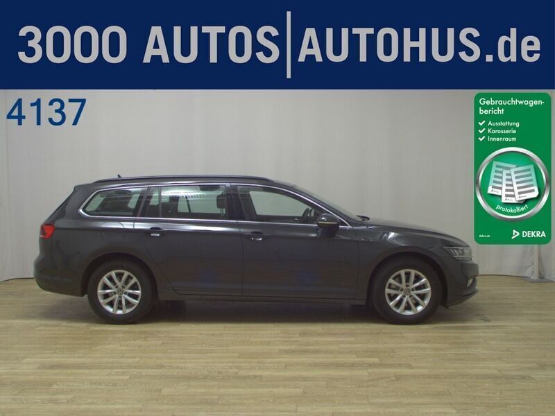 Grau Gebraucht 2021 VW Passat Business Kombi | 17.180 € (Superpreis) - Bild 1/4