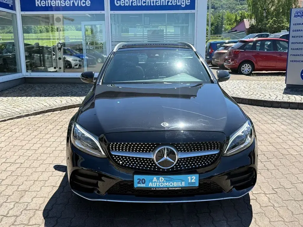 Gebraucht Mercedes C200 AMG 184 PS (135 kW) 2019 Schwarz Kombi