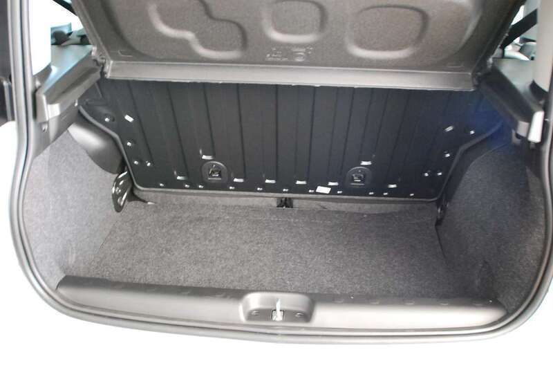 Gebraucht Fiat Panda 71 PS (52 kW) 2024 296 / gelato weiß Kleinwagen