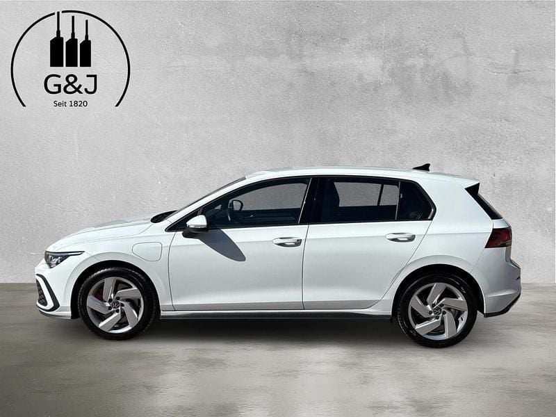 Gebraucht VW Golf VIII GTE 245 PS (180 kW) 2022 Weiß Limousine