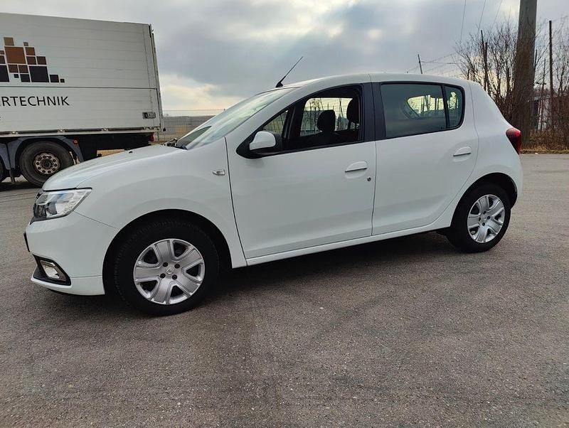 Gebraucht Dacia Sandero Comfort 73 PS (53 kW) 2020 Weiß Limousine