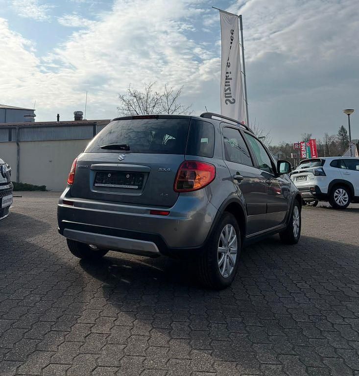 Gebraucht Suzuki SX4 Style 120 PS (88 kW) 2012 Grau SUV
