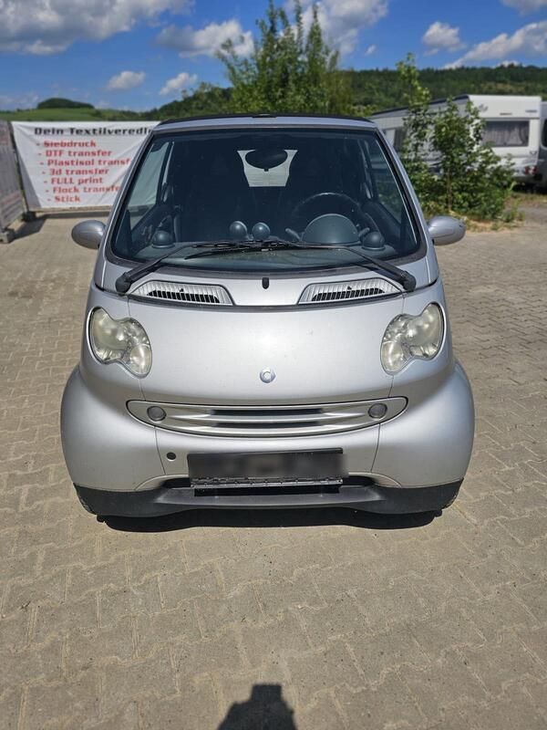 Silber Gebraucht 2004 Smart ForTwo Coupé Cabrio | 500 € - Bild 1/4