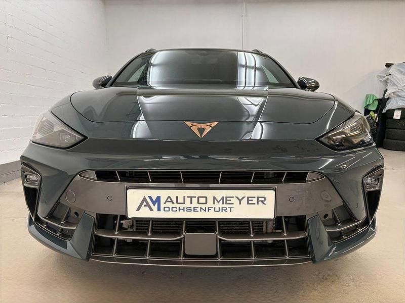 Gebraucht Cupra Leon 150 PS (110 kW) 2024 Blau Limousine