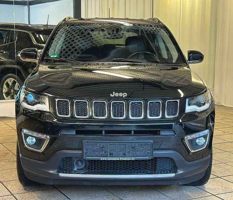 Gebraucht Jeep Compass Limited 170 PS (125 kW) 2019 Schwarz SUV