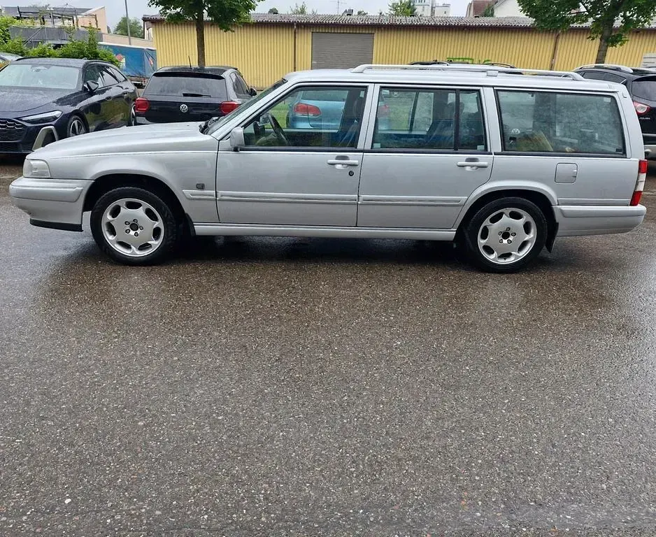 Gebraucht Volvo V90 204 PS (150 kW) 1997 Silber Kombi