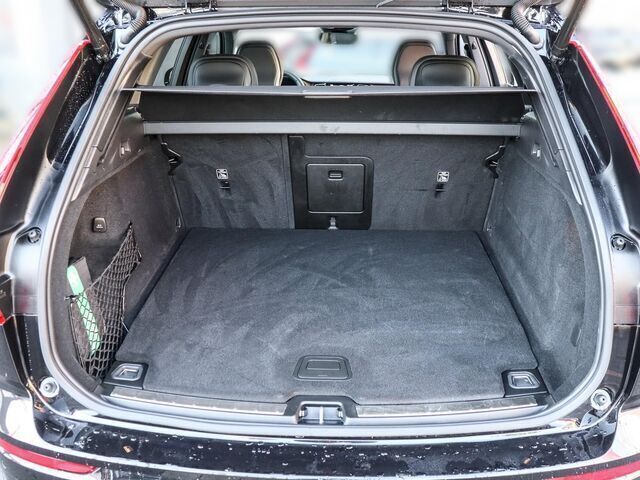 Gebraucht Volvo XC60 Plus 455 PS (334 kW) 2024 Schwarz SUV