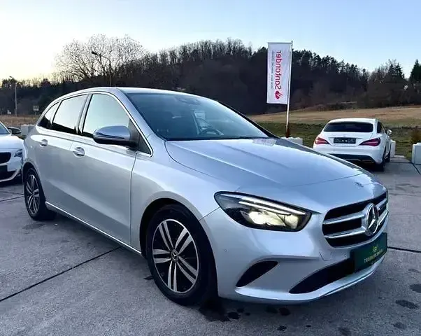 Gebraucht Mercedes B220 190 PS (139 kW) 2020 Silber Kleinwagen