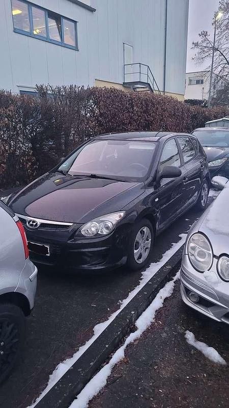 Gebraucht Hyundai i30 Classic 109 PS (80 kW) 2010 Limousine