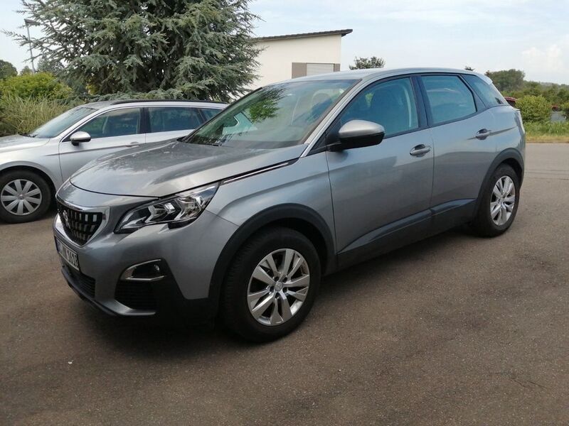 Silber Gebraucht 2019 Peugeot 3008 Active SUV | 16.700 € - Bild 1/4