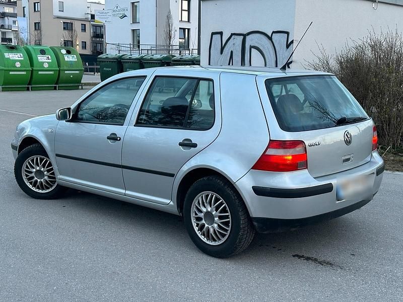 Gebraucht VW Golf IV 75 PS (55 kW) 2003 Silber Kombi