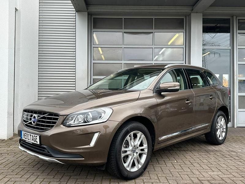 Braun Gebraucht 2014 Volvo XC60 Summum SUV | 19.900 € (Etwas zu teuer) - Bild 1/4