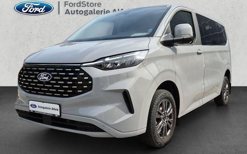 Grau Gebraucht 2024 Ford Tourneo Titanium Kombi | 48.900 € (Teuer) - Bild 1/4