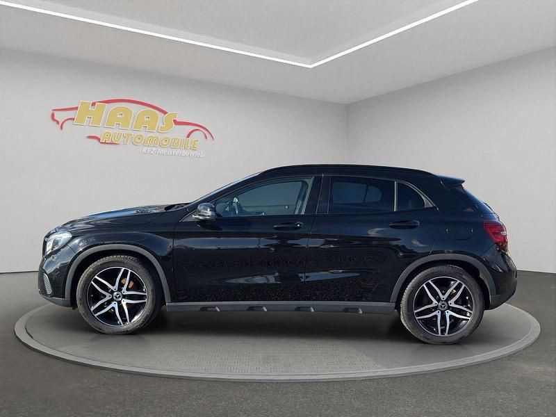 Gebraucht Mercedes GLA200 156 PS (114 kW) 2018 Schwarz SUV