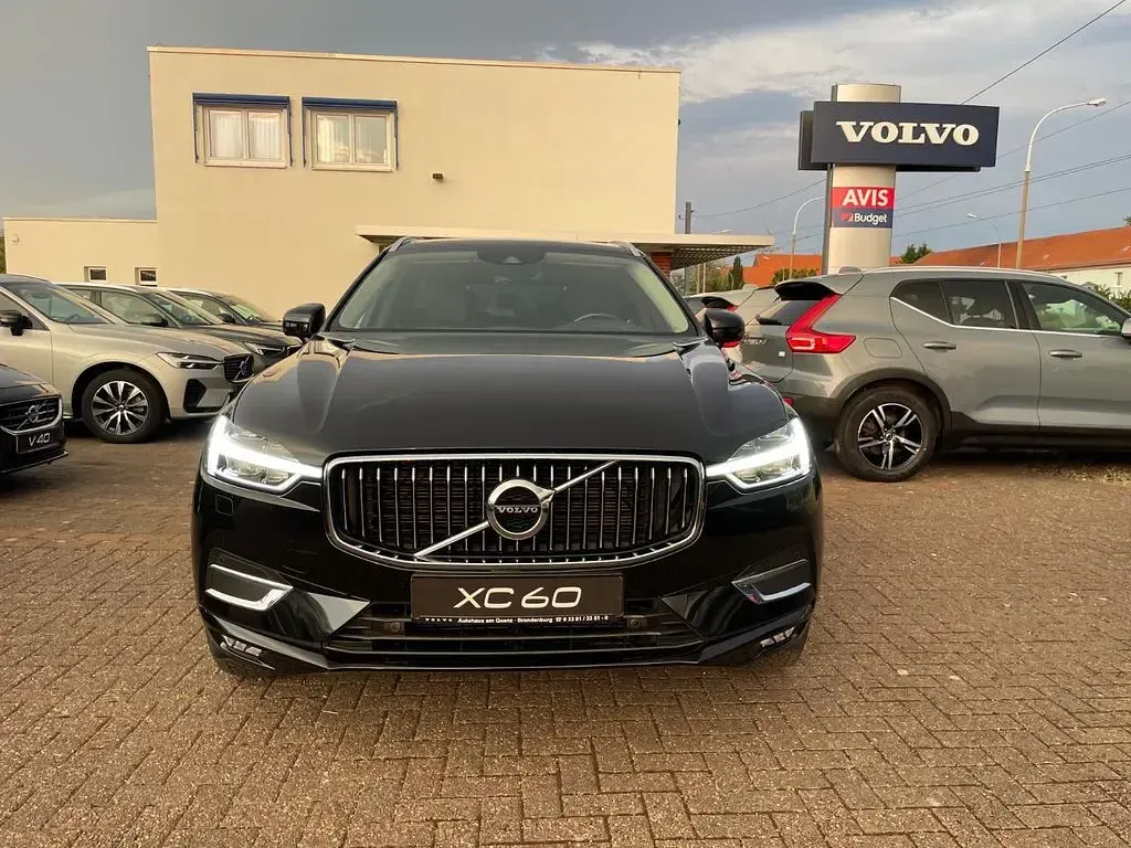 Gebraucht Volvo XC60 Inscription 197 PS (144 kW) 2020 Schwarz SUV