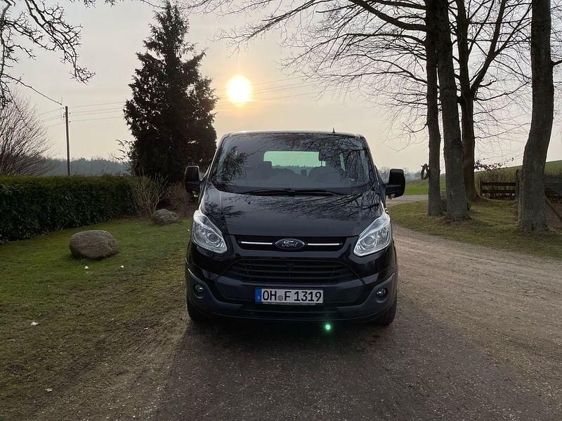Gebraucht Ford Tourneo 155 PS (114 kW) 2013 Schwarz Van / Kleinbus