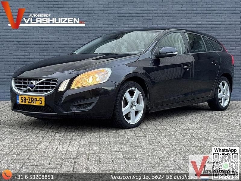Schwarz Gebraucht 2013 Volvo V60 Kombi | 4.950 € (Fairer Preis) - Bild 1/1