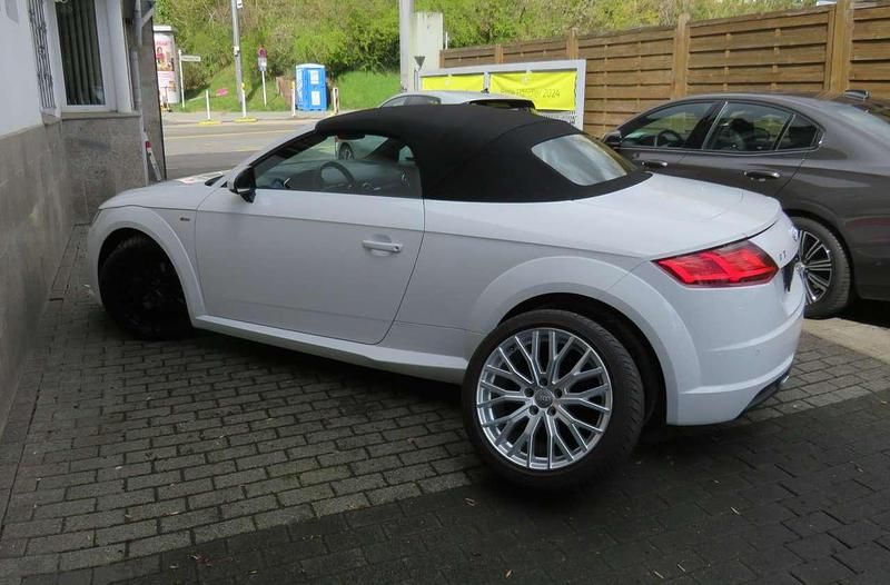 Gebraucht Audi TT S-Line 197 PS (144 kW) 2019 Ibisweiß Cabrio