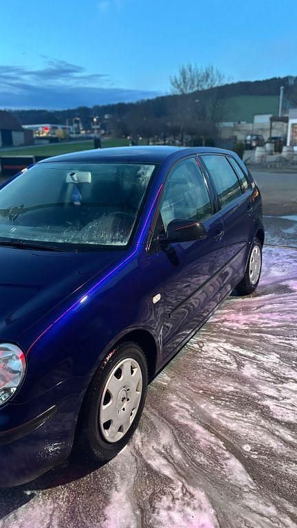 Gebraucht VW Polo Basis 64 PS (47 kW) 2002 Blau Limousine