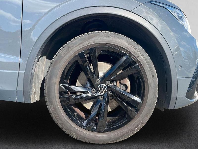Gebraucht VW Tiguan R-line 245 PS (180 kW) 2022 Grau SUV