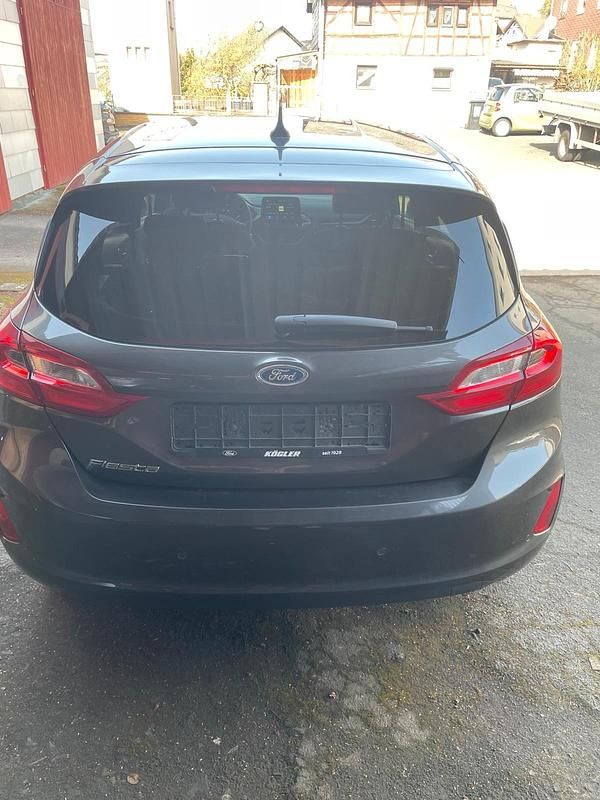 Gebraucht Ford Fiesta 86 PS (63 kW) 2019 Andere farben Kleinwagen