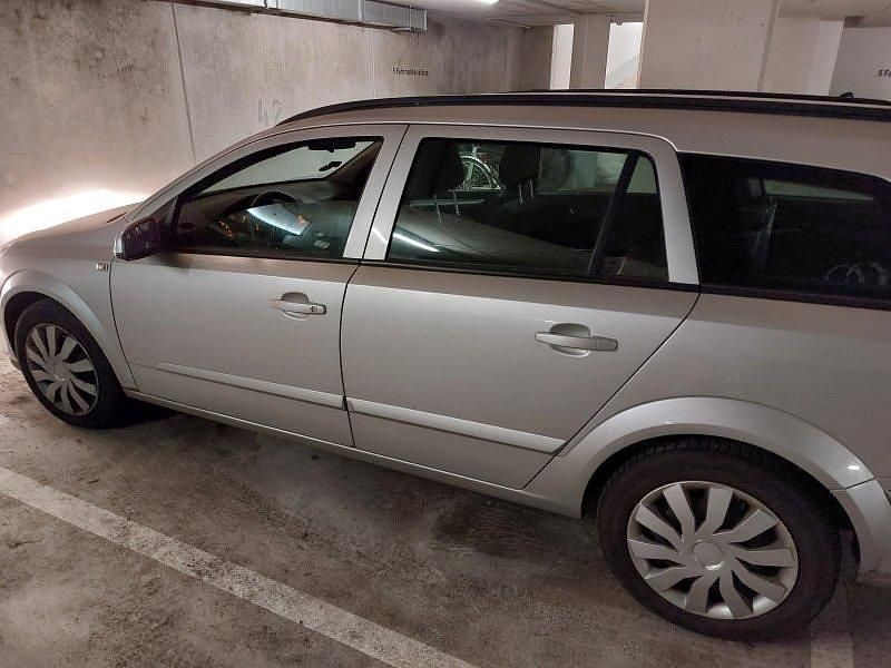 Gebraucht Opel Astra 170 PS (125 kW) 2005 Silber Kombi