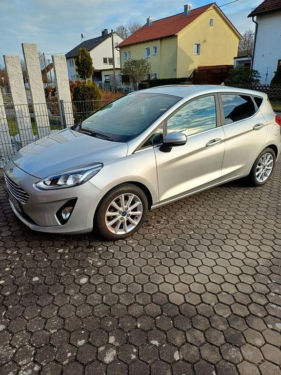 Silber Gebraucht 2019 Ford Fiesta Titanium X Kleinwagen | 12.900 € (Superpreis) - Bild 1/4