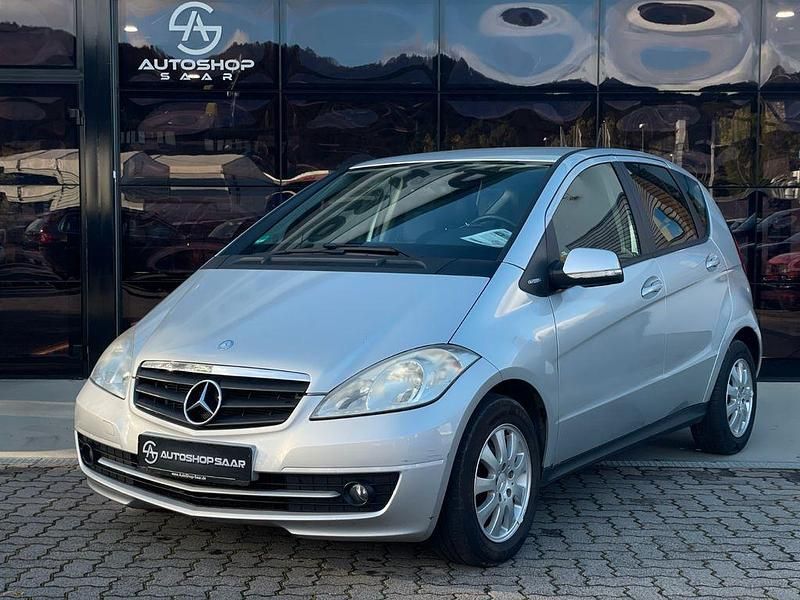Silber Gebraucht 2009 Mercedes A160 Limousine | 2.990 € (Guter Preis) - Bild 1/4