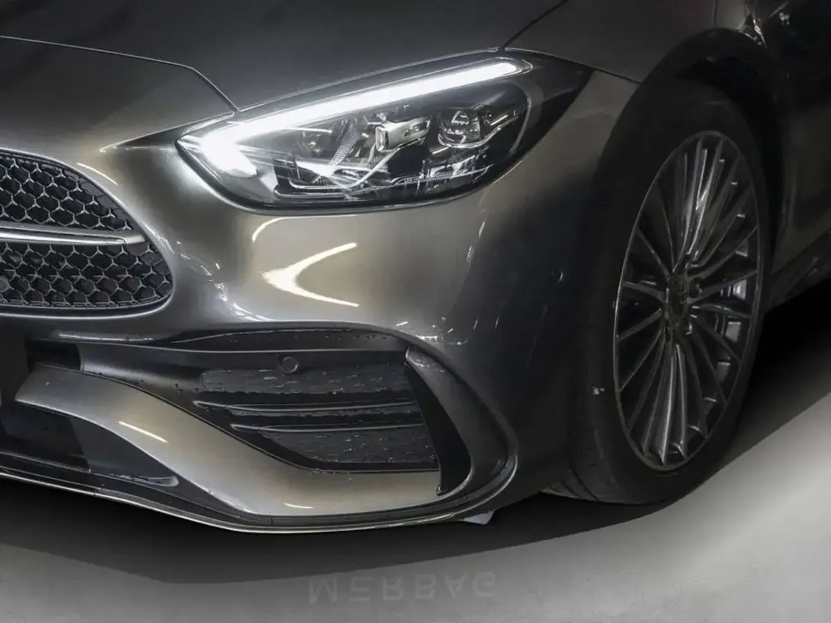 Gebraucht Mercedes C180 AMG 193 PS (141 kW) 2026 Obsidianschwarz Kombi