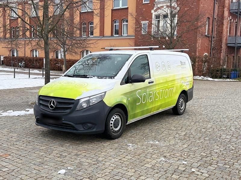 Gebraucht Mercedes Vito 114 PS (83 kW) 2015 Weiß Van