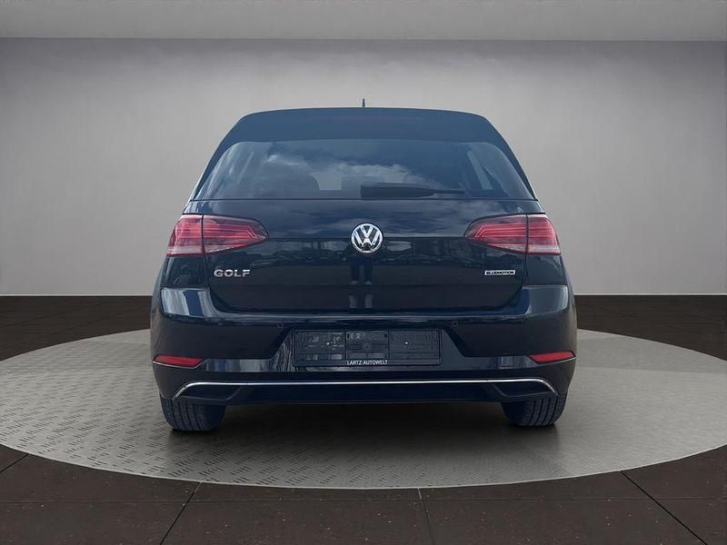 Gebraucht VW Golf VII Join 131 PS (96 kW) 2018 Schwarz Limousine