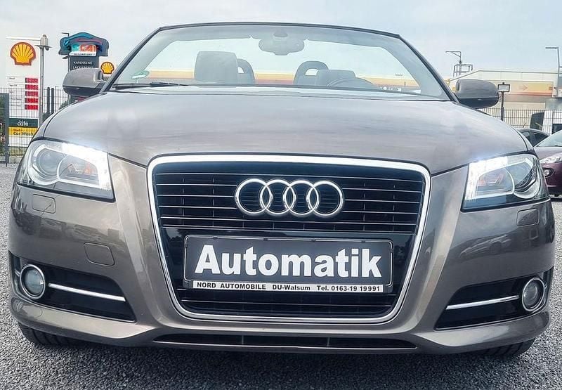 Grau Gebraucht 2012 Audi A3 Cabriolet S-Line Cabrio | 11.990 € (Fairer Preis) - Bild 1/4