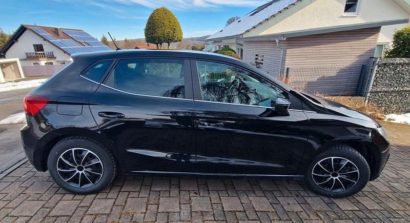 Gebraucht Seat Ibiza Style 95 PS (69 kW) 2018 Schwarz Limousine