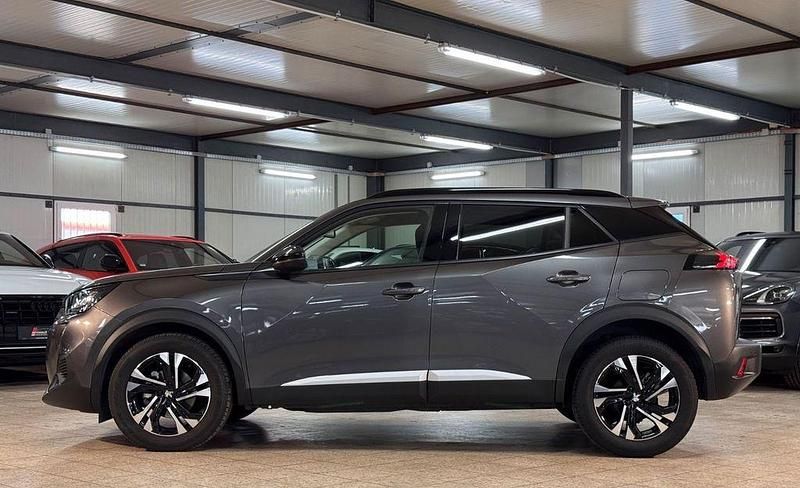 Gebraucht Peugeot 2008 Allure 131 PS (96 kW) 2022 Grau SUV