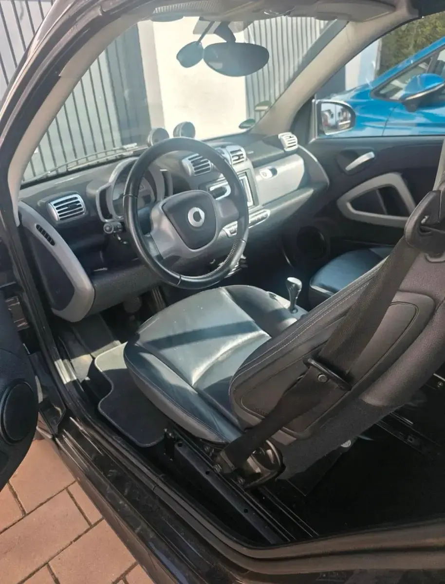 Używany Smart ForTwo Cabrio 82 KM (60 kW) 2007 Czarny Kabriolet