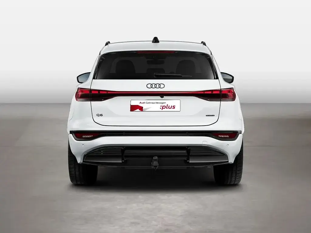 Gebraucht Audi Q6 e-tron S-Line 284 kW (387 PS) 2025 Gletscherweiß SUV
