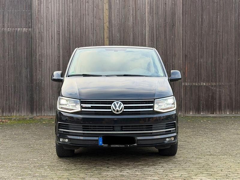 Second-hand VW T6 204 CP (150 kW) 2017 Negru Van