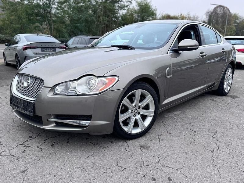 Gebraucht 2010 Jaguar XF Luxury Limousine | 4.990 € (Superpreis) - Bild 1/4