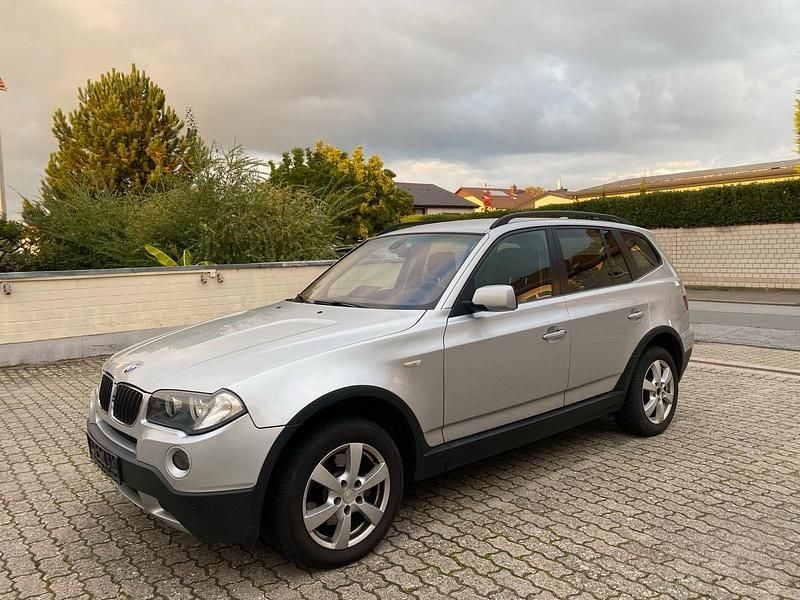 Silber Gebraucht 2007 BMW X3 SUV | 5.350 € (Fairer Preis) - Bild 1/4